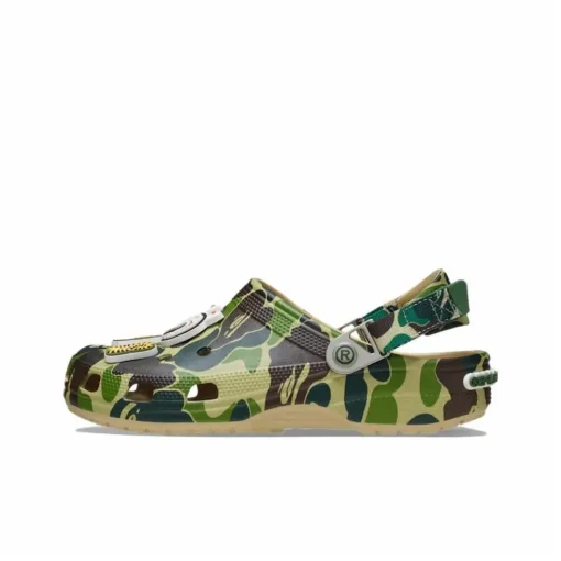 크록스 X BAPE 클래식 클로그 차이 209627-212